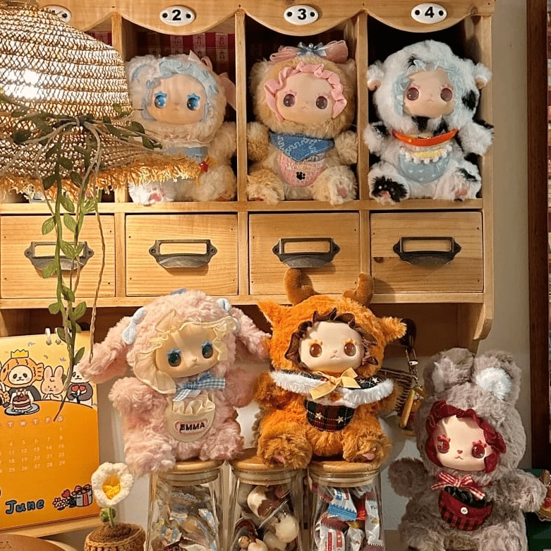Emma Caja Sorpresa Pocket Zoo Peluche - Dolls.moe