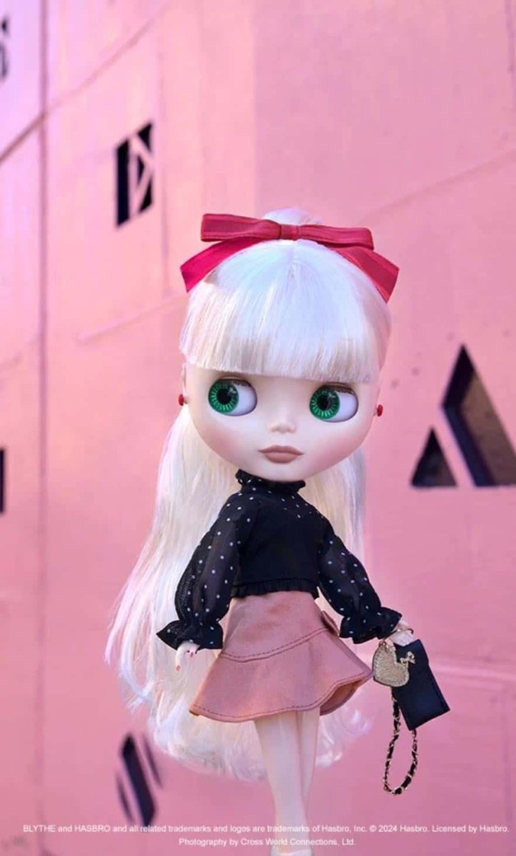 CWC GSC GoodSmile NEO 12" BLYTHE DOLL " UR4ME " IN BOX (NIB) - Dolls.moe