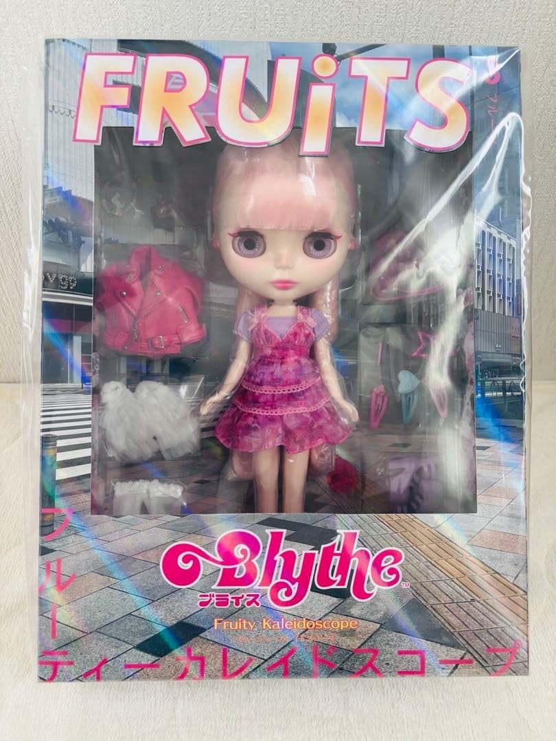 TAKARA® BLYTHE DOLL "FRUITY KALEIDOSCOPE" NEW MINT IN BOX (NIB) - Dolls.moe